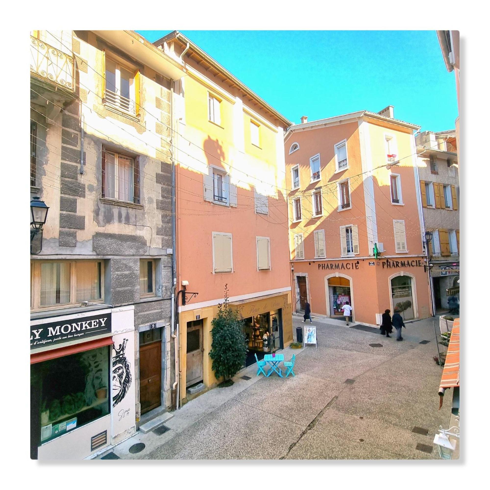Coeur De Ville, T2, Rue Pietonne, Digne Les Bains Luaran gambar